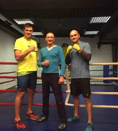 Тренировки по боксу групповые  Клуб единоборств "Груша" (12 тренировок) - купить в 14 км дороги Кемь-Калевала